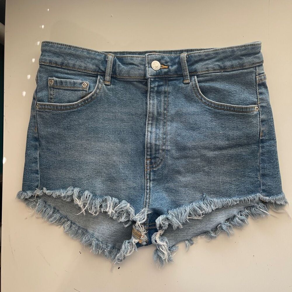 Zara Zip Fly High‎ Rise Distressed Raw Frayed Hem Denim Jean Shorts Blue Size 8